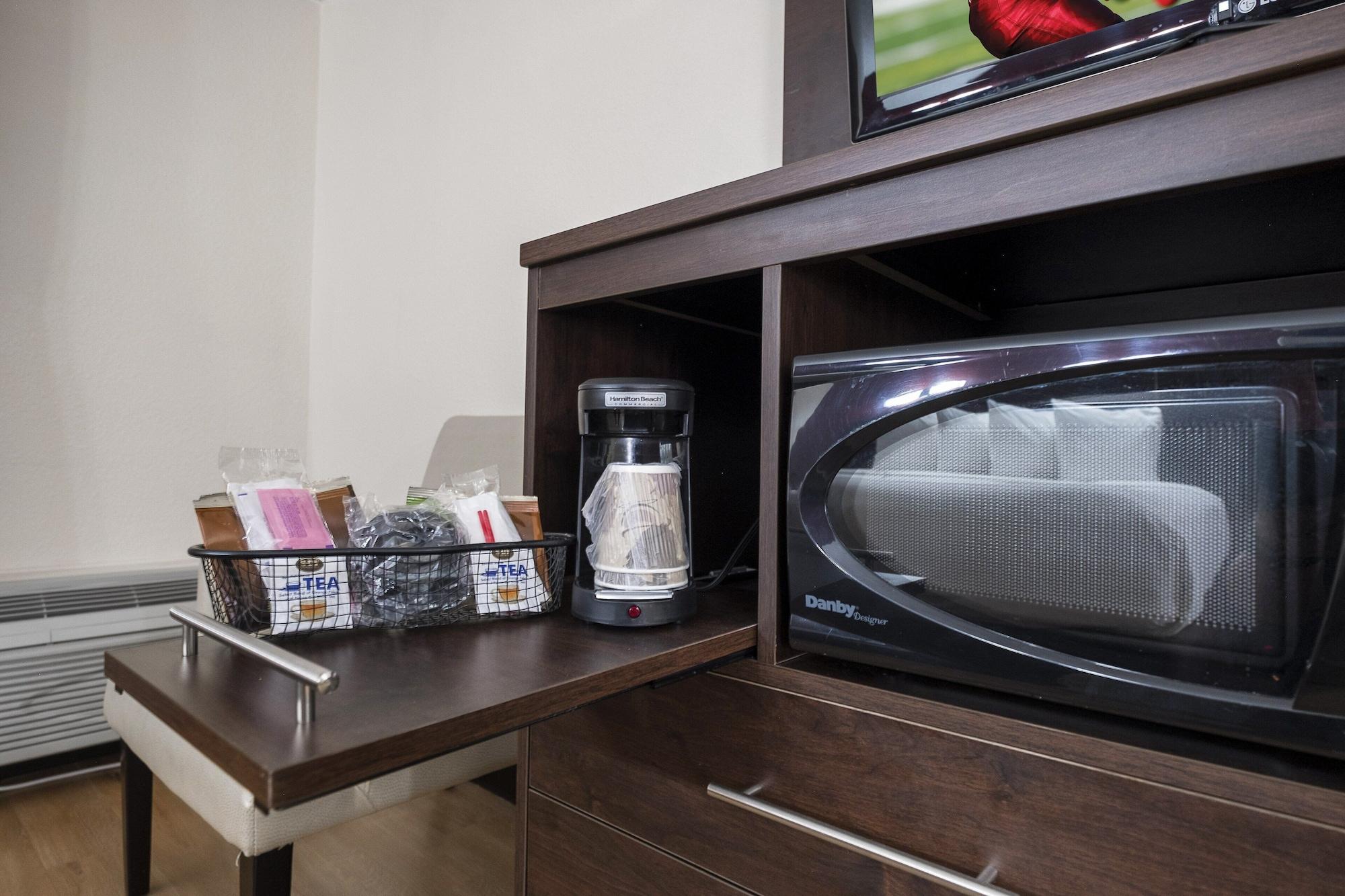 Red Roof Inn Plus+ & Suites Knoxville West - Cedar Bluff Eksteriør bilde