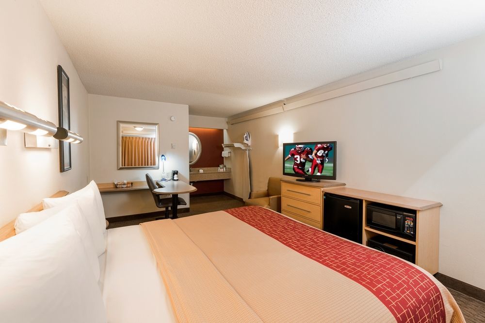 Red Roof Inn Plus+ & Suites Knoxville West - Cedar Bluff Eksteriør bilde
